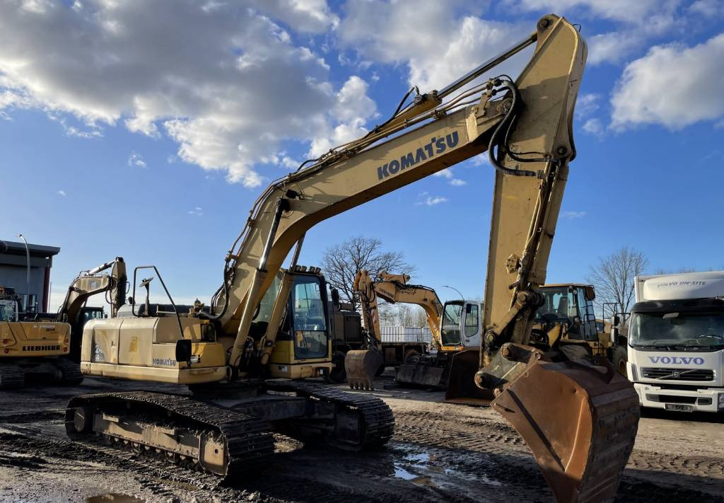 Komatsu PC 240LC-8 Hammerlines Klima 2 buckets - Ekskavator me zinxhirë: foto 4 Komatsu PC 240LC-8 Hammerlines Klima 2 buckets - Ekskavator me zinxhirë: foto 4