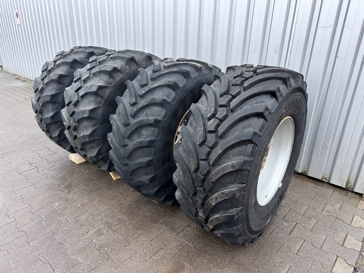 MITAS 445 / 65 R 22.5 Kompletträder - Complet tires - Gomë për Ekskavator me goma: foto 1 MITAS 445 / 65 R 22.5 Kompletträder - Complet tires - Gomë për Ekskavator me goma: foto 1