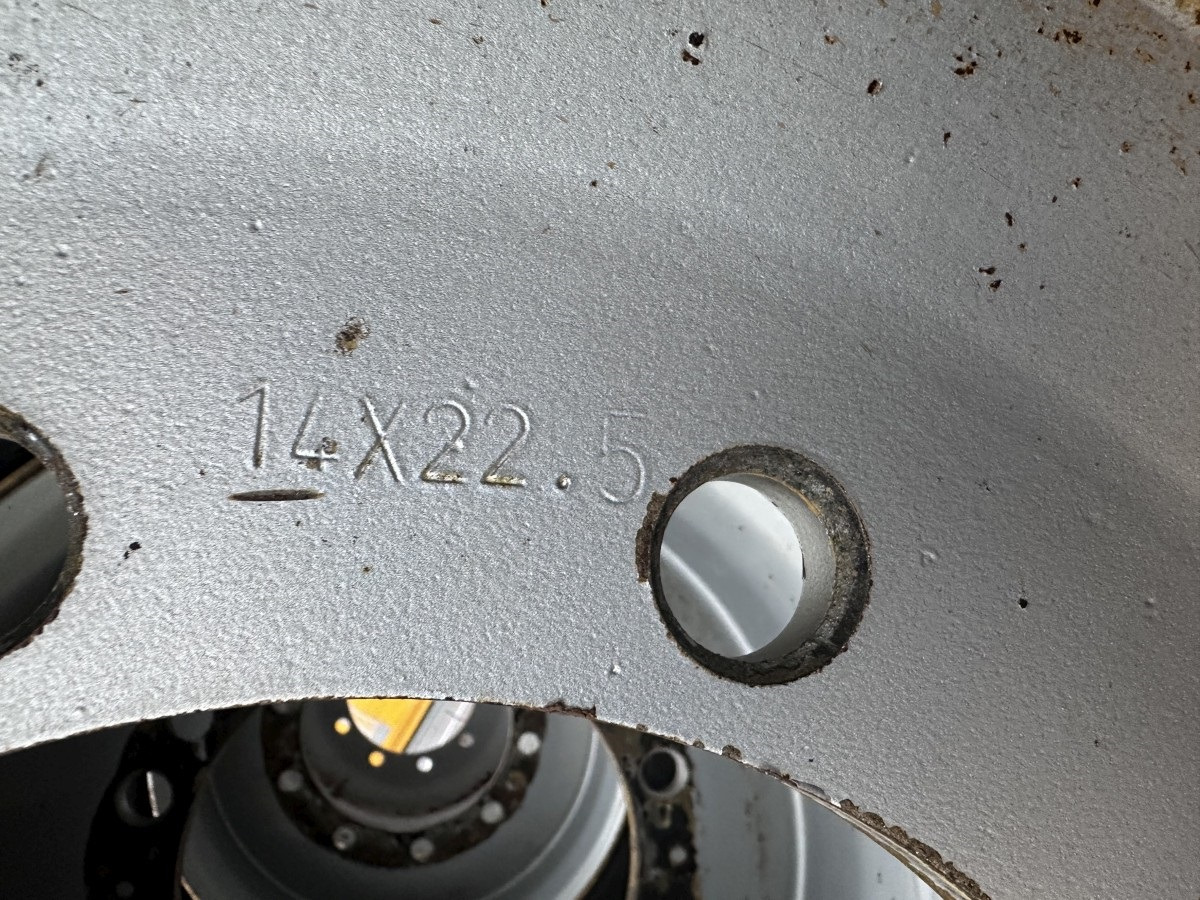 MITAS 445 / 65 R 22.5 Kompletträder - Complet tires - Gomë për Ekskavator me goma: foto 5 MITAS 445 / 65 R 22.5 Kompletträder - Complet tires - Gomë për Ekskavator me goma: foto 5