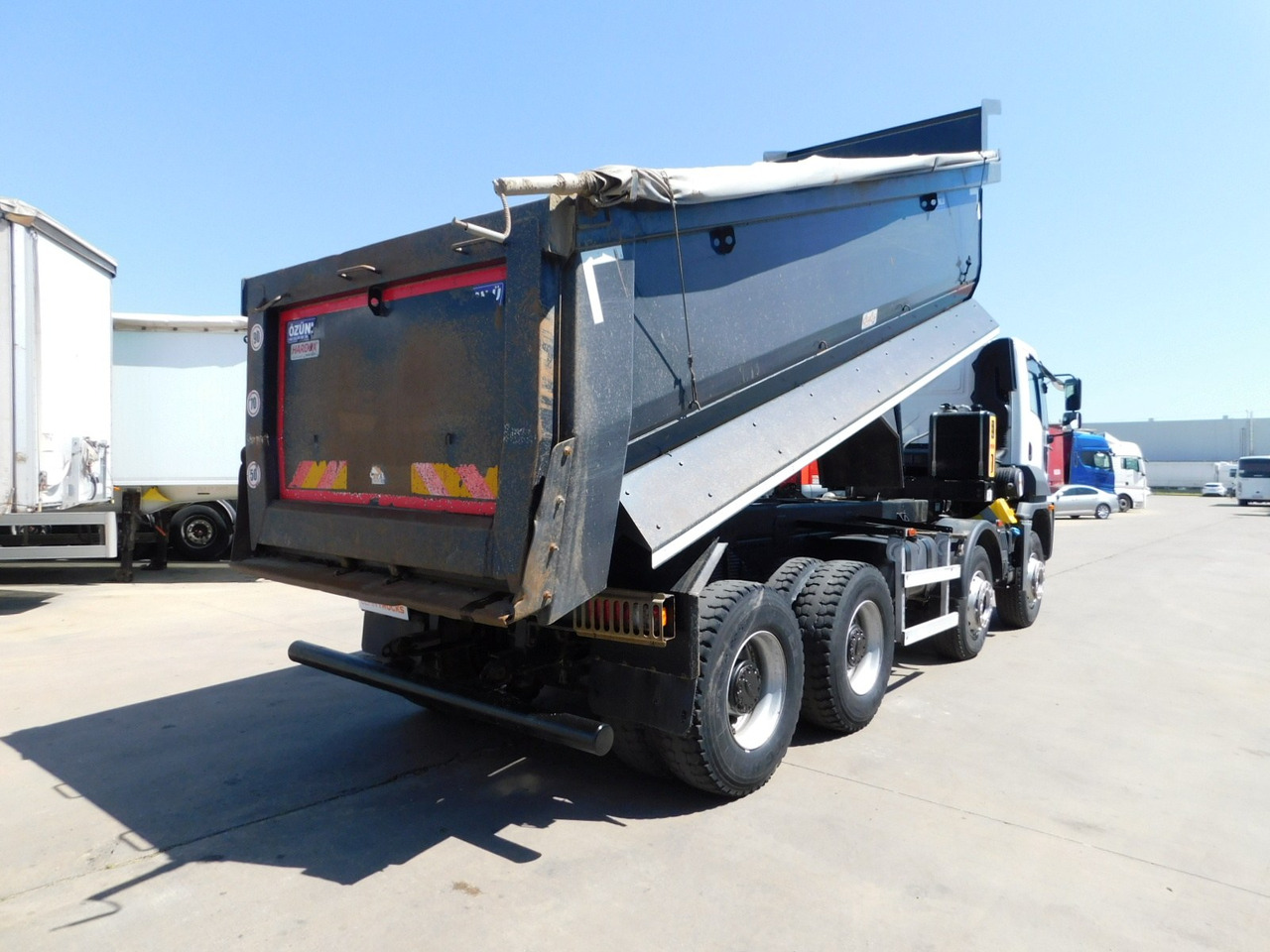 Ford 4142d 8x4 dcab e6 16s2230 - Kamion vetëshkarkues: foto 3 Ford 4142d 8x4 dcab e6 16s2230 - Kamion vetëshkarkues: foto 3