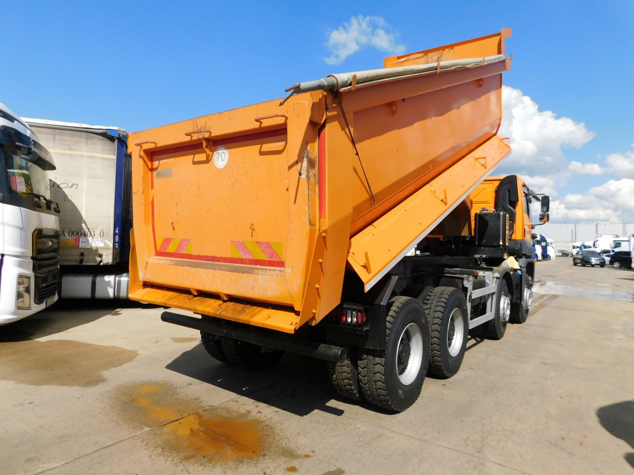Ford 4142d 8x4 dcab e6 16s2230 - Kamion vetëshkarkues: foto 3 Ford 4142d 8x4 dcab e6 16s2230 - Kamion vetëshkarkues: foto 3