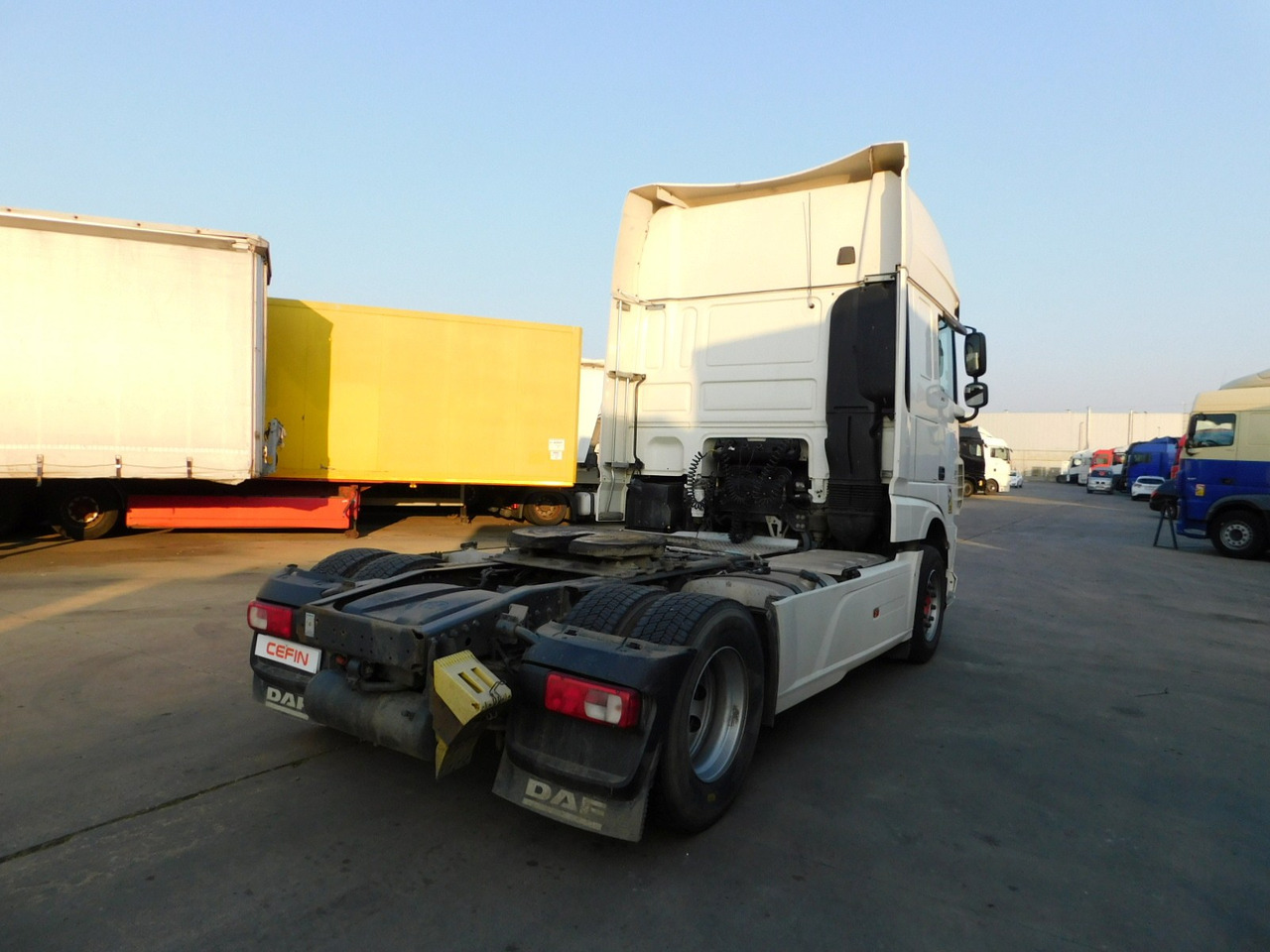 Daf Xf 510 ft - Gjysmë-kamion: foto 3 Daf Xf 510 ft - Gjysmë-kamion: foto 3