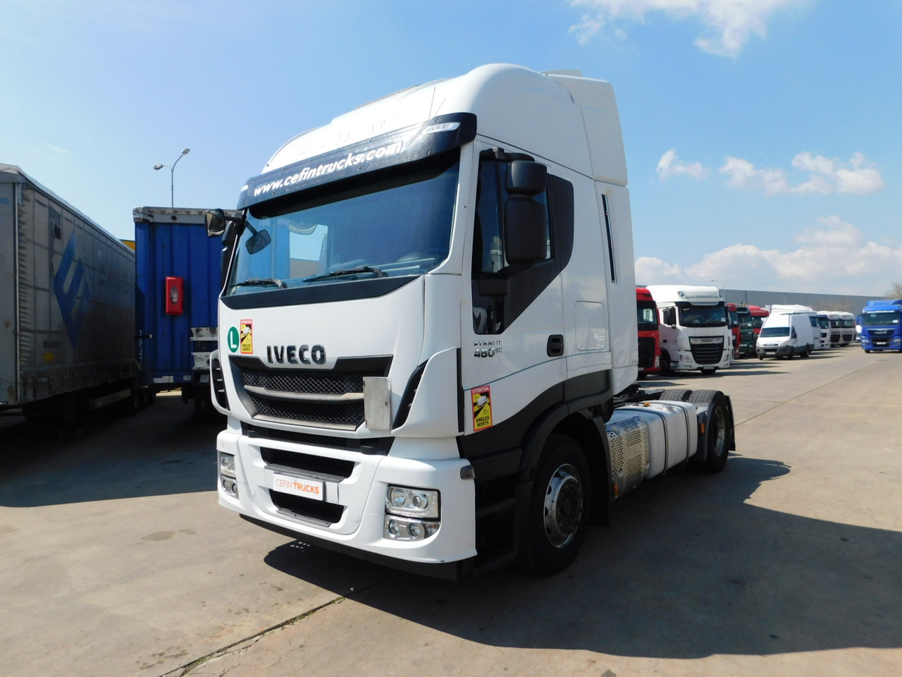 Iveco As440tp - Gjysmë-kamion: foto 1 Iveco As440tp - Gjysmë-kamion: foto 1