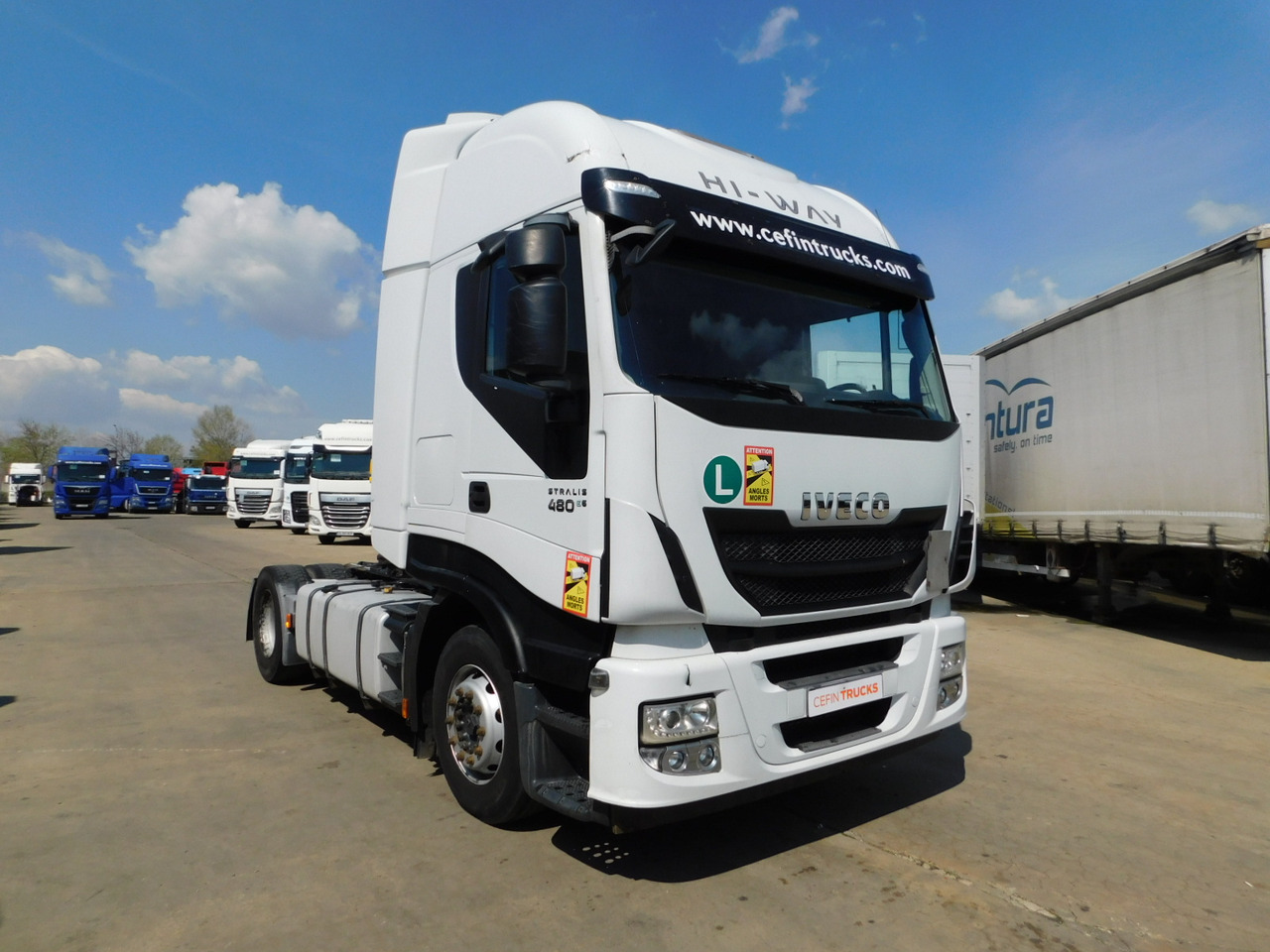 Iveco As440tp - Gjysmë-kamion: foto 2 Iveco As440tp - Gjysmë-kamion: foto 2