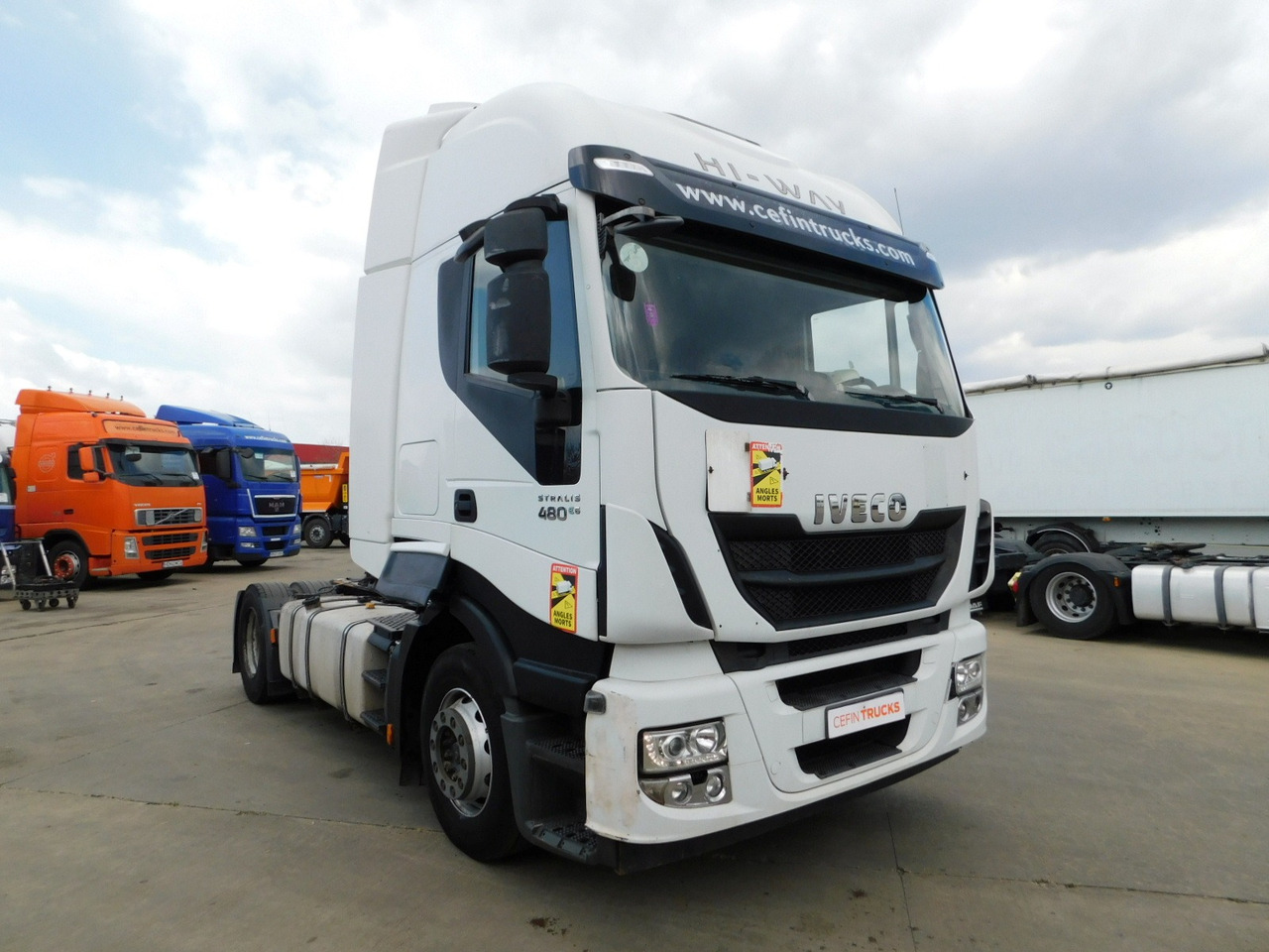 Iveco As440tp - Gjysmë-kamion: foto 2 Iveco As440tp - Gjysmë-kamion: foto 2