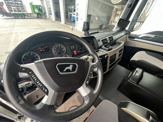 MAN TGS 26.460 6x2-4 Euro6 Klima Navi Luftfeder - Kamion frigorifer: foto 5 MAN TGS 26.460 6x2-4 Euro6 Klima Navi Luftfeder - Kamion frigorifer: foto 5