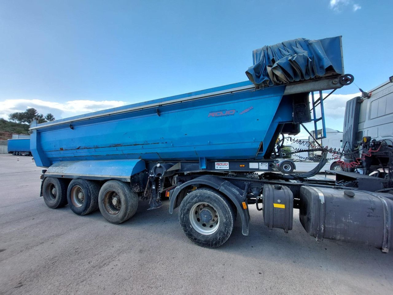 IVECO Trakker - Gjysmë-kamion: foto 3 IVECO Trakker - Gjysmë-kamion: foto 3