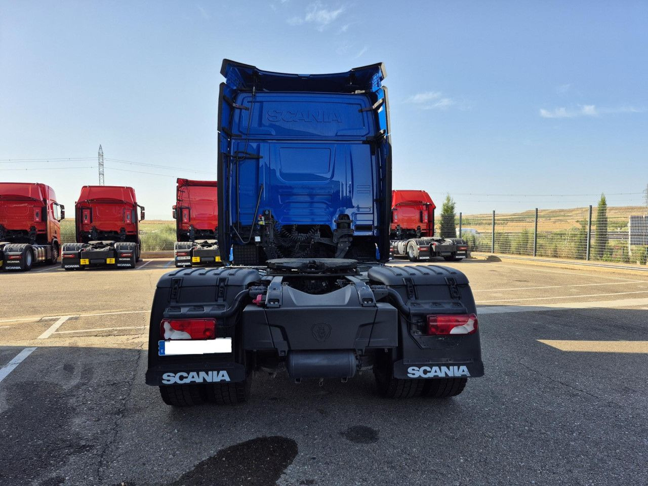 Scania R 450 - Gjysmë-kamion: foto 5 Scania R 450 - Gjysmë-kamion: foto 5