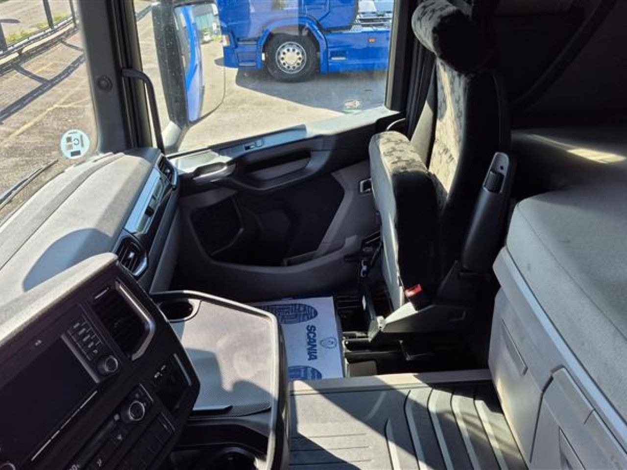 Scania R 450 - Gjysmë-kamion: foto 5 Scania R 450 - Gjysmë-kamion: foto 5