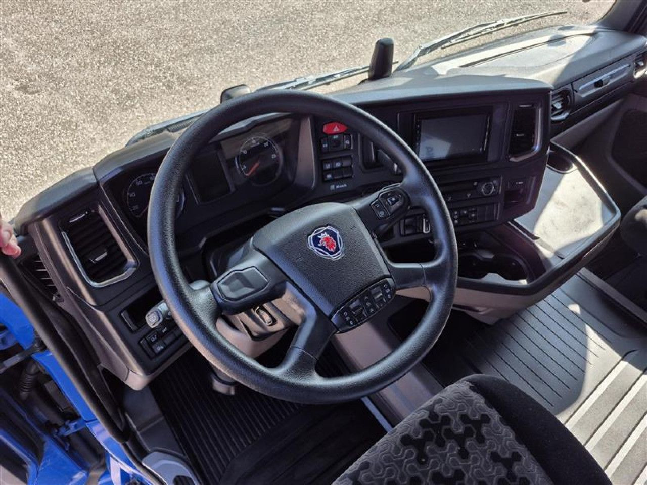 Scania R 450 - Gjysmë-kamion: foto 4 Scania R 450 - Gjysmë-kamion: foto 4