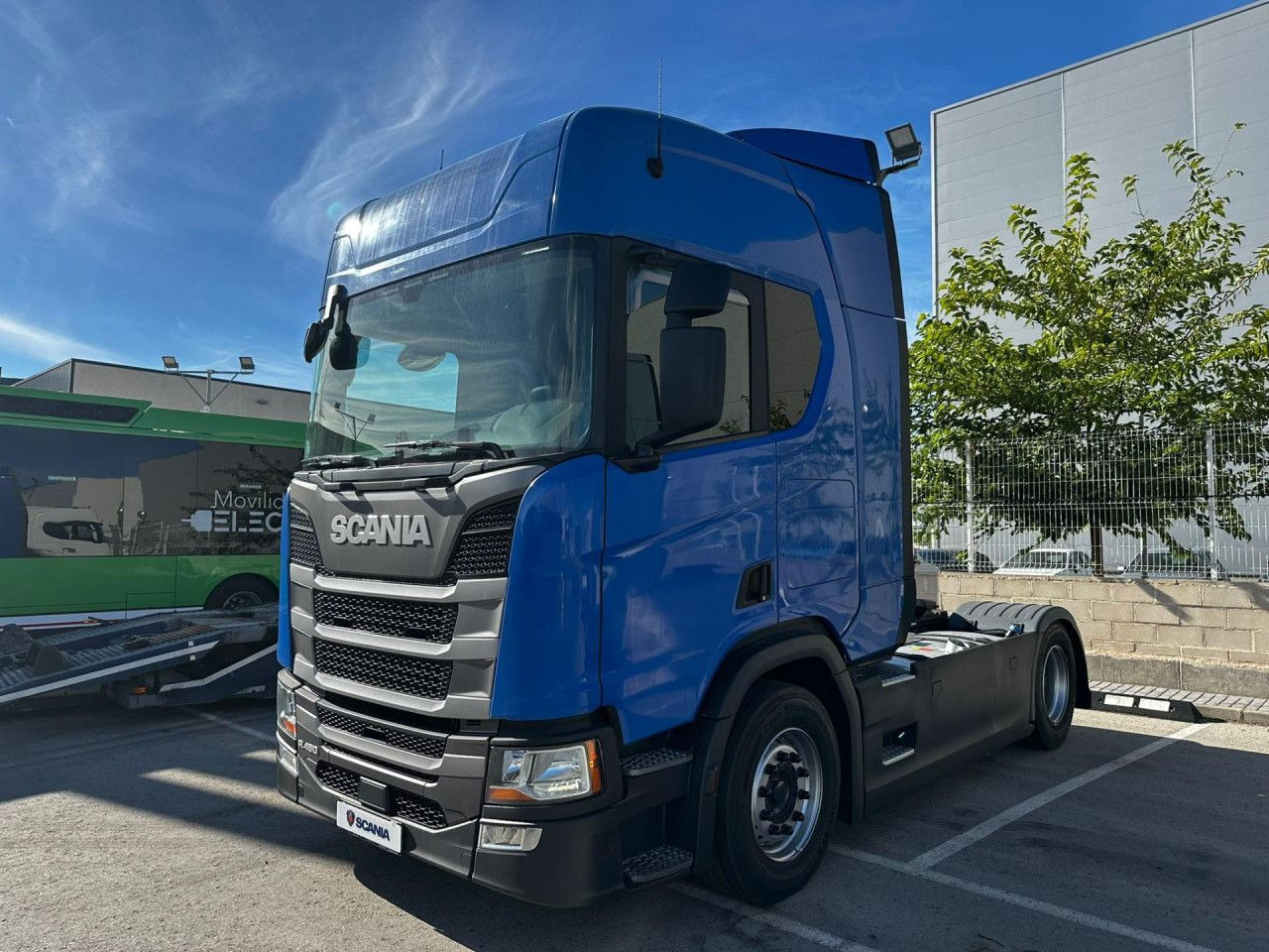 Scania R 450 - Gjysmë-kamion: foto 1 Scania R 450 - Gjysmë-kamion: foto 1