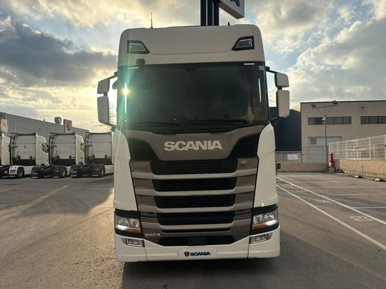 Scania S 500 - Gjysmë-kamion: foto 2 Scania S 500 - Gjysmë-kamion: foto 2