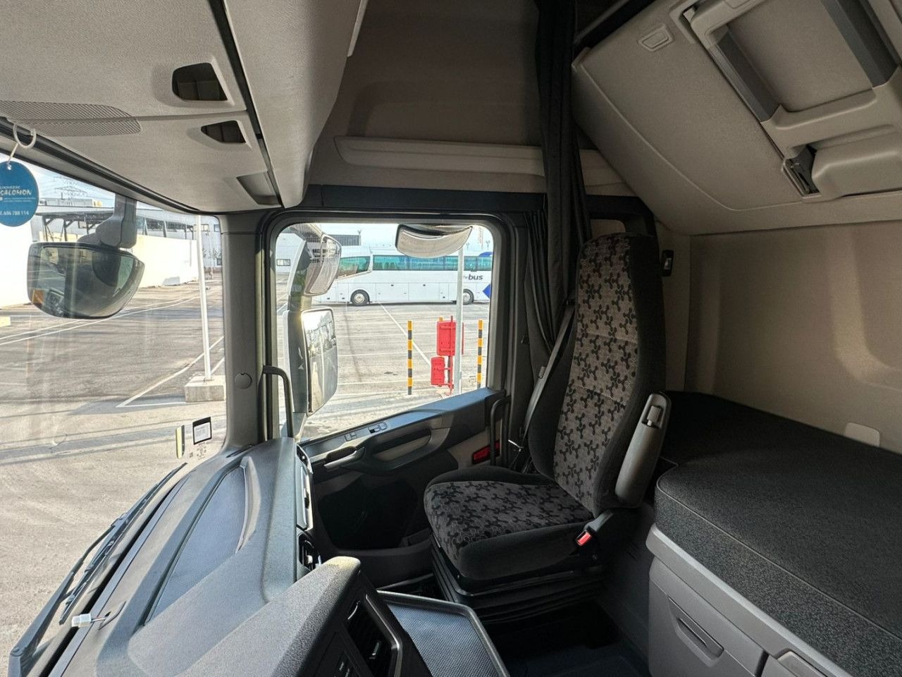Scania S 500 - Gjysmë-kamion: foto 2 Scania S 500 - Gjysmë-kamion: foto 2