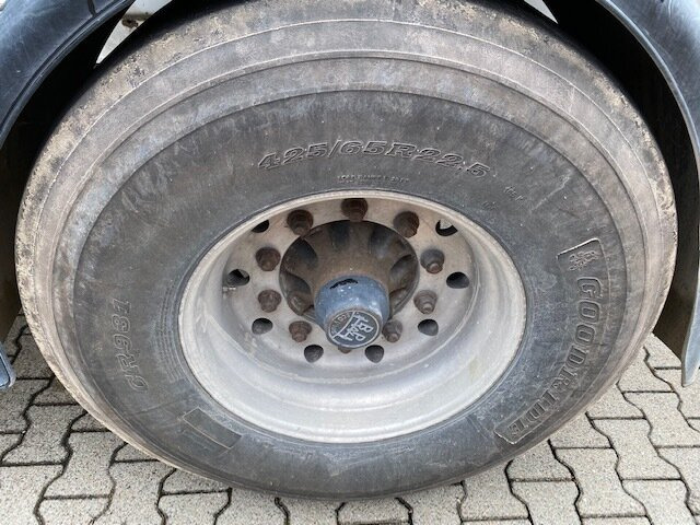 10/5/F/ZA-1800 KARRENA Betonmischer ca. 10m³ 10/5/F/ZA-1800 KARRENA Betonmischer ca. 10m³, Liftachse - Gjysmë rimorkio betoniere: foto 5 10/5/F/ZA-1800 KARRENA Betonmischer ca. 10m³ 10/5/F/ZA-1800 KARRENA Betonmischer ca. 10m³, Liftachse - Gjysmë rimorkio betoniere: foto 5