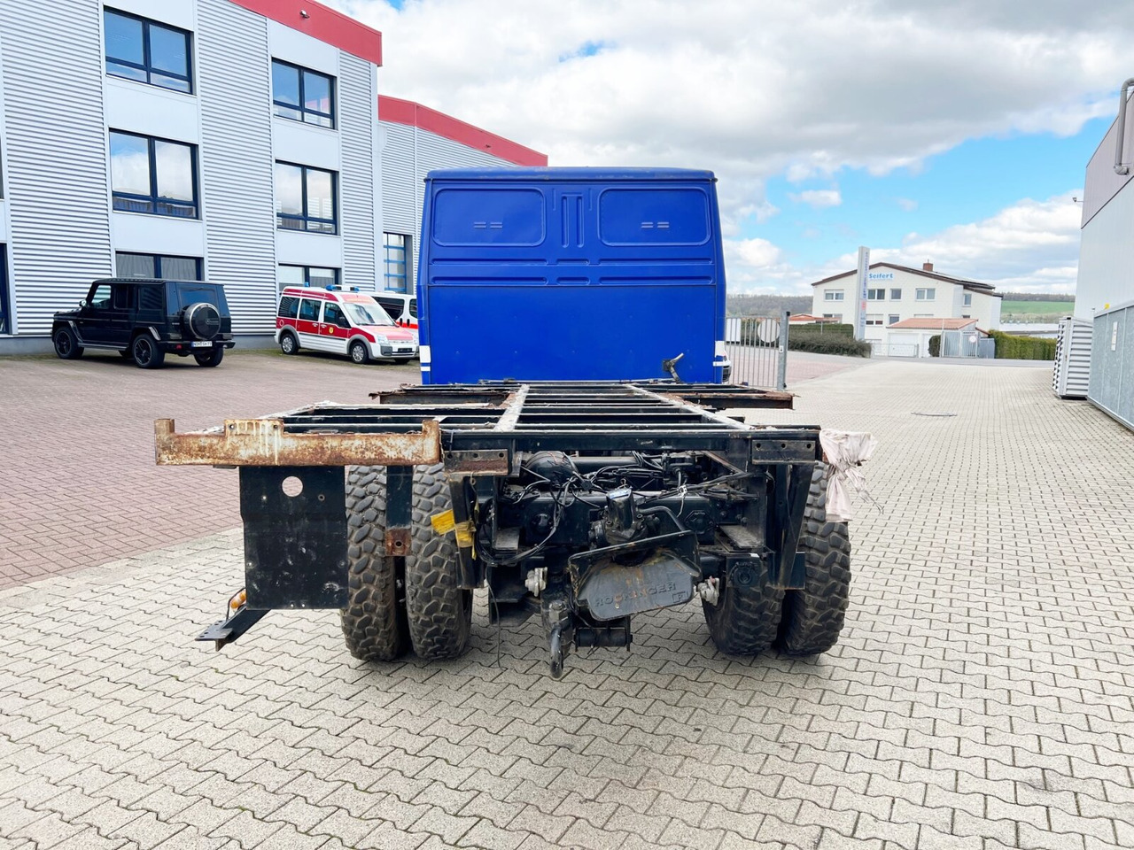 Kamion kabinë-shasi 120-23 AW 4x4 Doka 120-23 AW 4x4 Doka, V8-Motor, Seilwinde: foto 11
