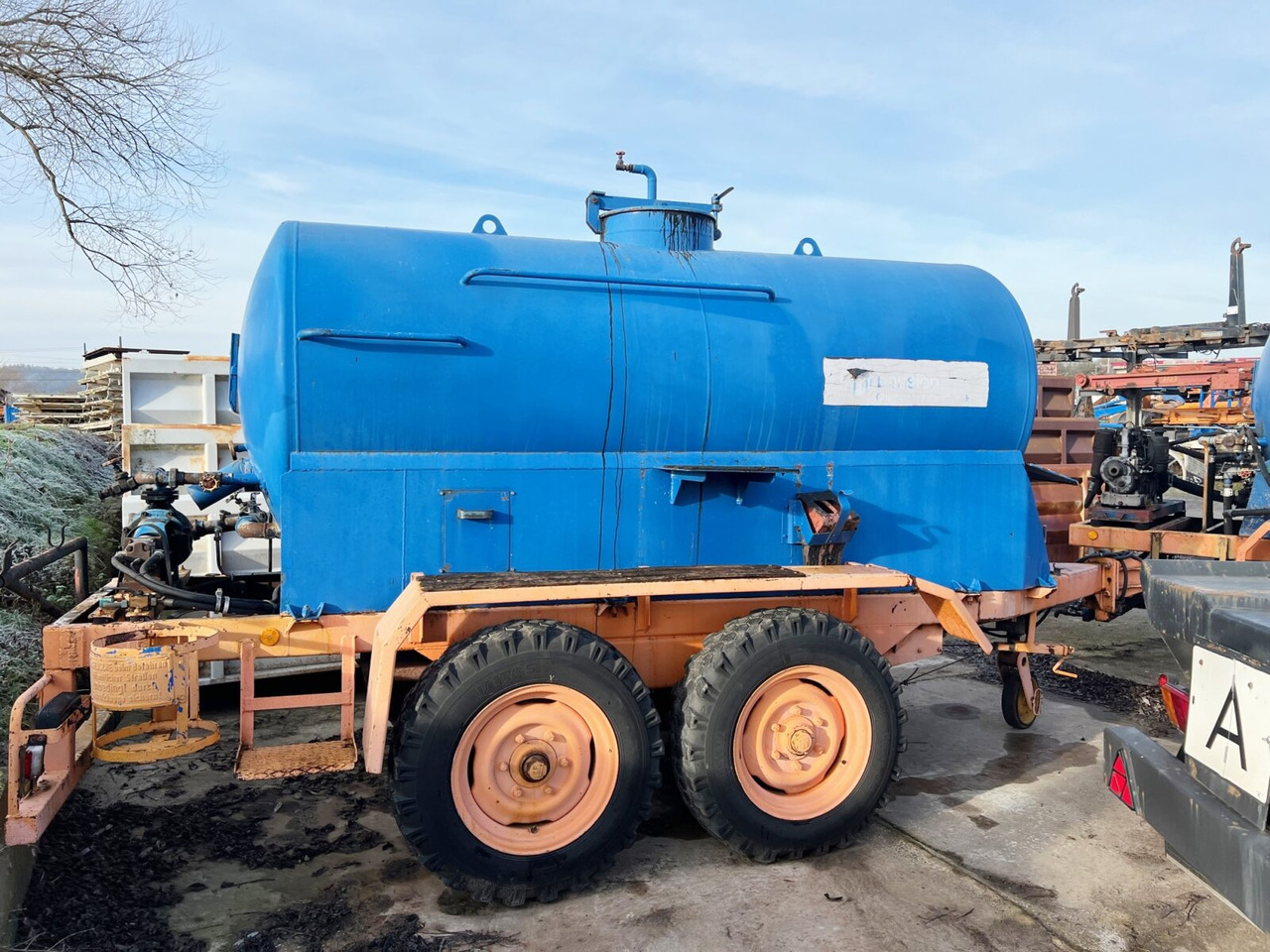 Asphaltkocher Bathe Asphaltkocher ca. 4m³, 4x VORHANDEN! - Makineri asfalti, Rimorkio: foto 5 Asphaltkocher Bathe Asphaltkocher ca. 4m³, 4x VORHANDEN! - Makineri asfalti, Rimorkio: foto 5