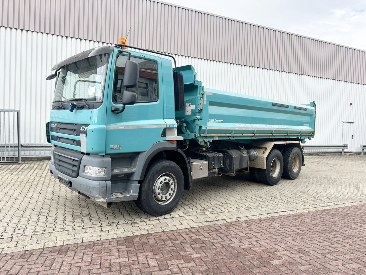 DAF CF 85.460 6x4 CF 85.460 6x4, Bordmatik links - Kamion vetëshkarkues: foto 1 DAF CF 85.460 6x4 CF 85.460 6x4, Bordmatik links - Kamion vetëshkarkues: foto 1