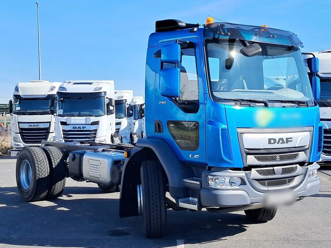 DAF LF 290 FA 4x2 LF 290 FA 4x2, Nebenantrieb, Navi - Kamion kabinë-shasi: foto 5 DAF LF 290 FA 4x2 LF 290 FA 4x2, Nebenantrieb, Navi - Kamion kabinë-shasi: foto 5