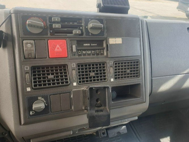 Euro Cargo ML 75E14 4x2 Euro Cargo ML 75E14 4x2 Getränkekoffer, 6-Zylinder-Motor - Kamion vagonetë: foto 3 Euro Cargo ML 75E14 4x2 Euro Cargo ML 75E14 4x2 Getränkekoffer, 6-Zylinder-Motor - Kamion vagonetë: foto 3