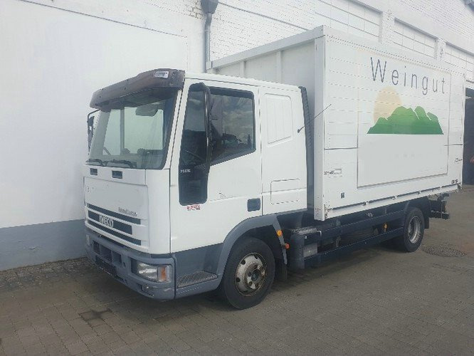 Euro Cargo ML 75E14 4x2 Euro Cargo ML 75E14 4x2 Getränkewagen, 6-Zylinder-Motor - Kamion vagonetë: foto 1 Euro Cargo ML 75E14 4x2 Euro Cargo ML 75E14 4x2 Getränkewagen, 6-Zylinder-Motor - Kamion vagonetë: foto 1