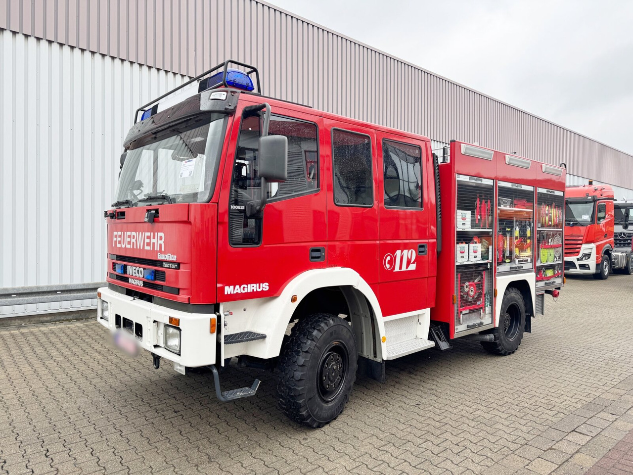FF 100 EW 4x4 Doka FF 100 EW 4x4 Doka, LF 8/12, Euro Fire - Ambulancë: foto 1 FF 100 EW 4x4 Doka FF 100 EW 4x4 Doka, LF 8/12, Euro Fire - Ambulancë: foto 1