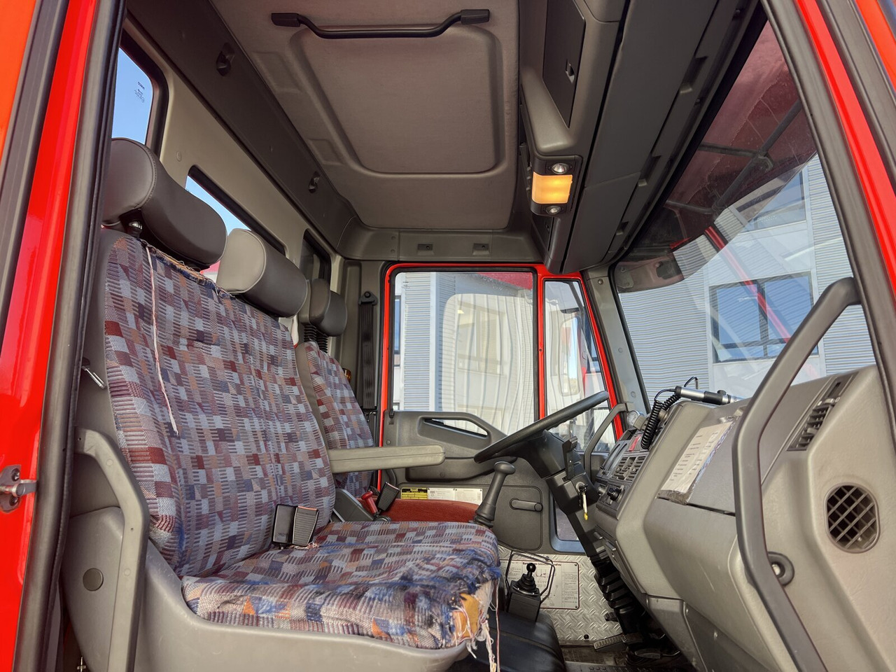 FF 95 E 18 WR 4x4 FF 95 E 18 WR 4x4, 6000l Wassertank - Autobot: foto 3 FF 95 E 18 WR 4x4 FF 95 E 18 WR 4x4, 6000l Wassertank - Autobot: foto 3