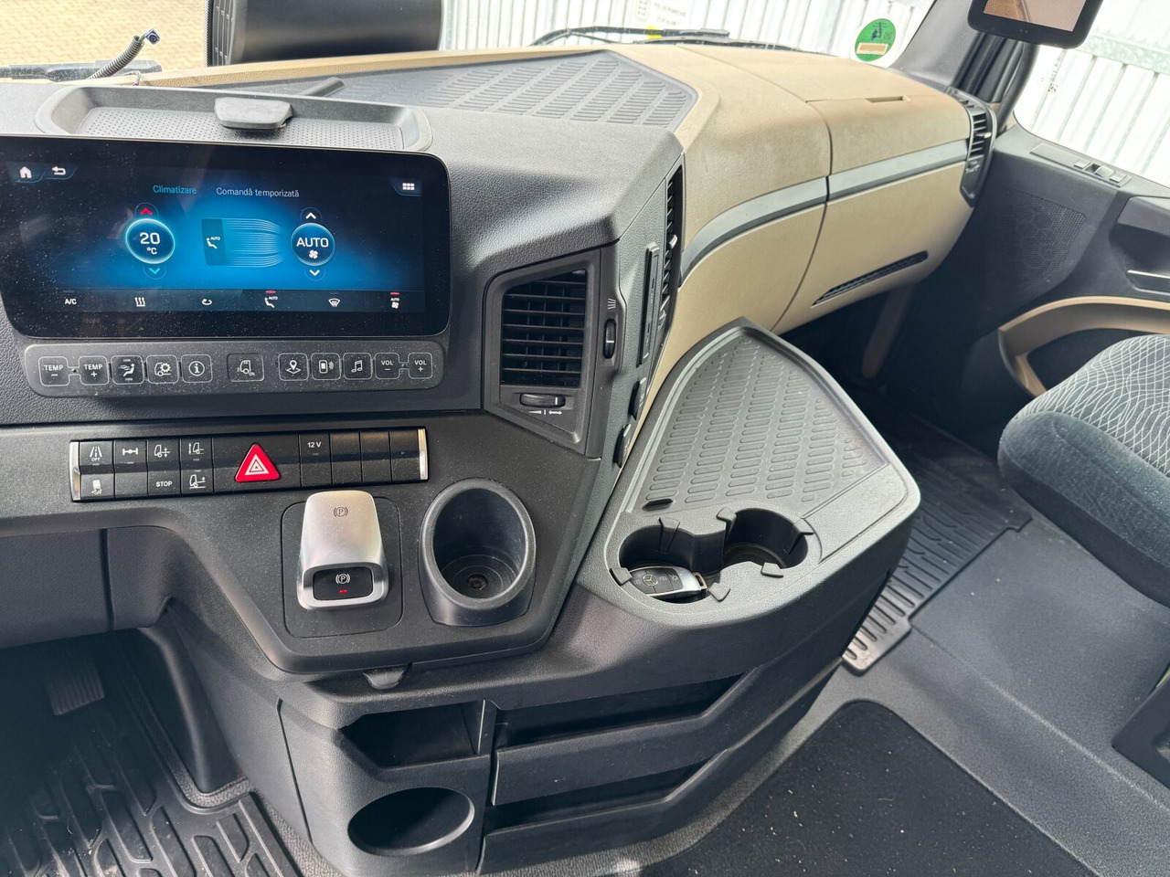 Mercedes-Benz Actros 1848 LS 4x2 Actros 1848 LS 4x2, Vollumer ,Retarder - Gjysmë-kamion: foto 3 Mercedes-Benz Actros 1848 LS 4x2 Actros 1848 LS 4x2, Vollumer ,Retarder - Gjysmë-kamion: foto 3