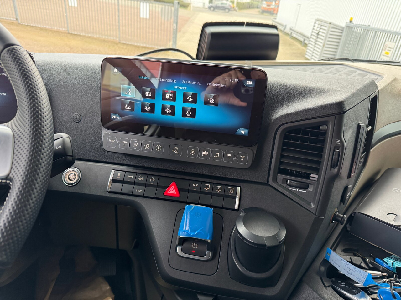 Mercedes-Benz Actros 2648 LS 6x2 Actros 2648 LS 6x2, Retarder, Liftachse, MirrorCam, StreamSpace, Navi, LED - Gjysmë-kamion: foto 5 Mercedes-Benz Actros 2648 LS 6x2 Actros 2648 LS 6x2, Retarder, Liftachse, MirrorCam, StreamSpace, Navi, LED - Gjysmë-kamion: foto 5