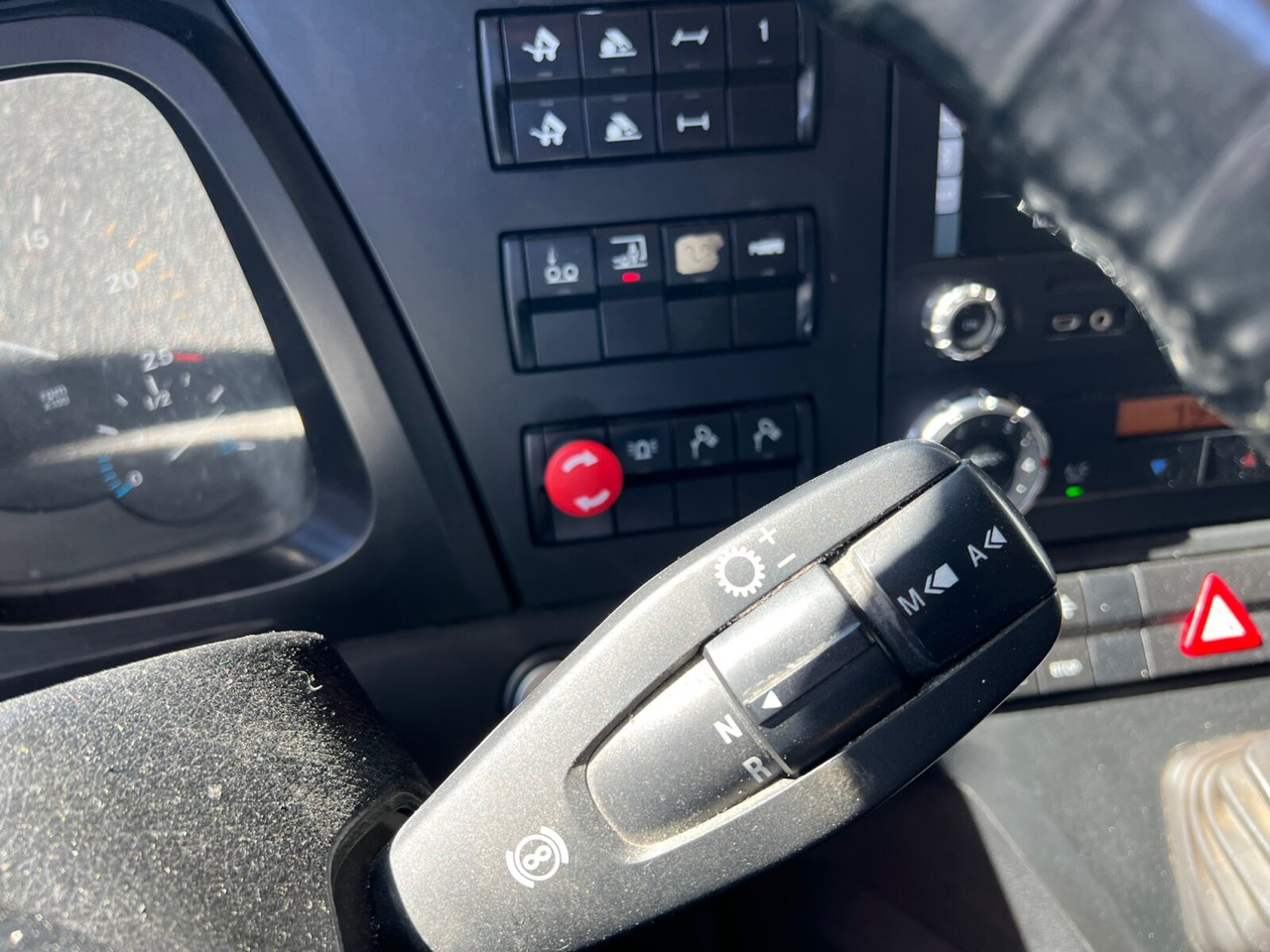 Mercedes-Benz Arocs 3358 LS 6x4 Arocs 3358 LS 6x4, Retarder, StreamSpace, Bi-Xenon, Hydraulik - Gjysmë-kamion: foto 3 Mercedes-Benz Arocs 3358 LS 6x4 Arocs 3358 LS 6x4, Retarder, StreamSpace, Bi-Xenon, Hydraulik - Gjysmë-kamion: foto 3