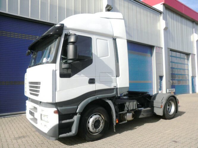 Stralis 440S45T/P 4x2 Stralis 440S45T/P 4x2 - Gjysmë-kamion: foto 1 Stralis 440S45T/P 4x2 Stralis 440S45T/P 4x2 - Gjysmë-kamion: foto 1