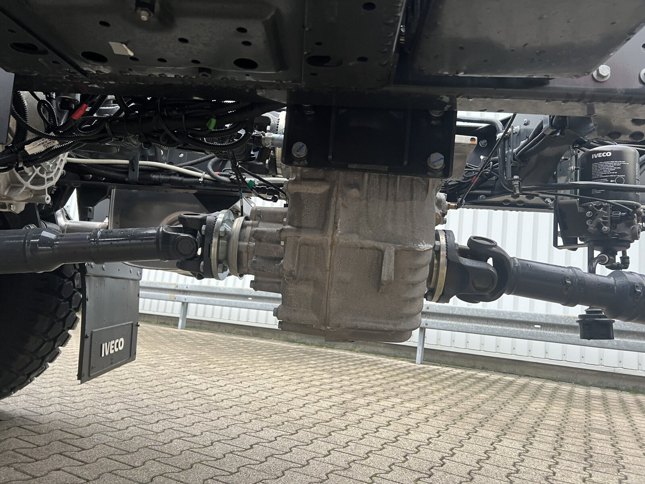 Iveco EuroCargo ML150E24 WS 4x4 EuroCargo ML150E24 WS 4x4, Euro3, mehrfach Vorhanden! - Kamion kabinë-shasi: foto 2 Iveco EuroCargo ML150E24 WS 4x4 EuroCargo ML150E24 WS 4x4, Euro3, mehrfach Vorhanden! - Kamion kabinë-shasi: foto 2