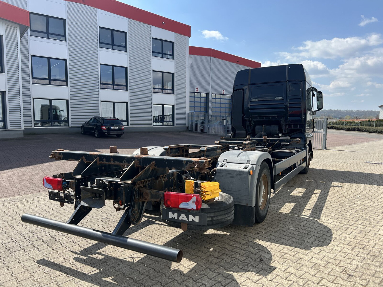 Kamioni MAN TGA 18.360 4x2 LL TGA 18.360 4x2 LL, Fahrschulausstattung: foto 9