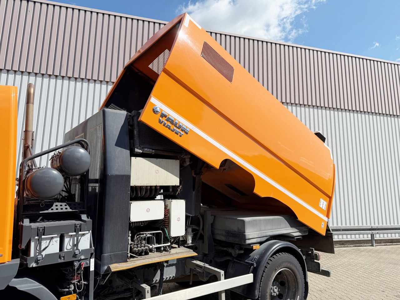 Mercedes-Benz Atego 1524 LKO 4x2 Atego 1524 LKO 4x2, Kehrmaschine FAUN Viajet 6RH - Kamioni: foto 2 Mercedes-Benz Atego 1524 LKO 4x2 Atego 1524 LKO 4x2, Kehrmaschine FAUN Viajet 6RH - Kamioni: foto 2