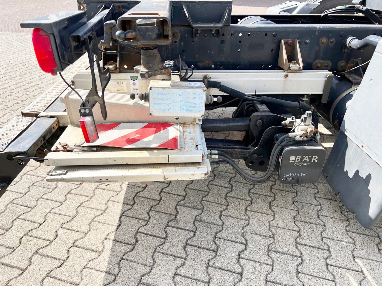 Transportjer kontejnerësh/ Kamion me karroceri të çmontueshme MAN TGA 26.440 6X2-2 LL TGA 26.440 6X2-2 LL, Intarder, Liftachse, LBW BÄR unterfaltbar: foto 10