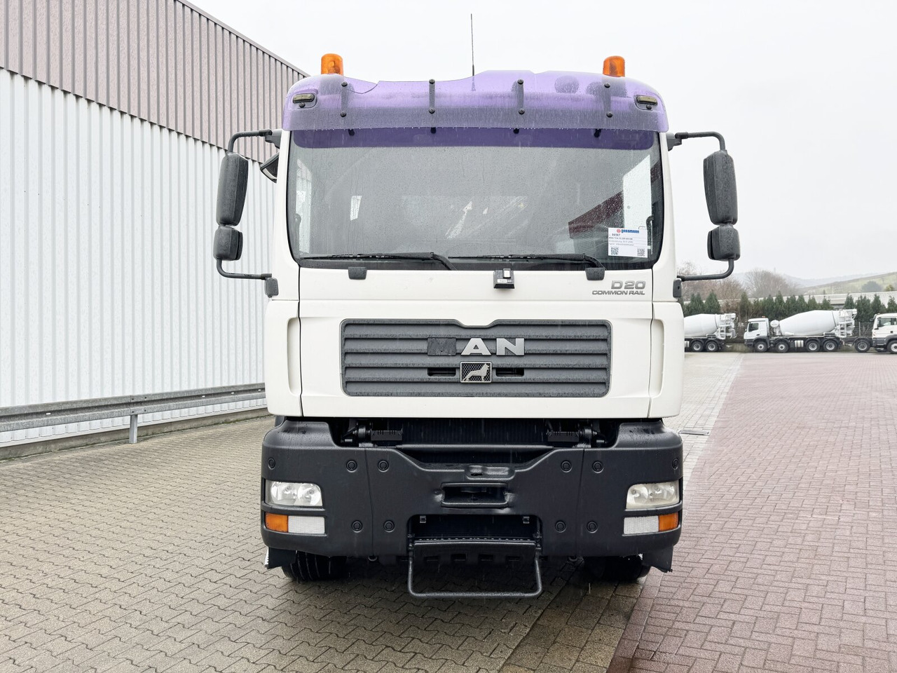 Kamion vetëngarkues, Kamion me vinç MAN TGA 33.350 6X4 BB TGA 33.350 6X4 BB mit Kran Hiab 166 E-3 HiDuo, Funk: foto 9