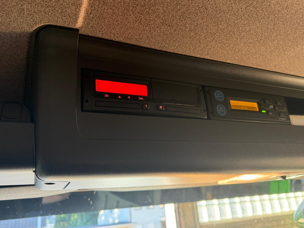 MAN TGL 10.180 4x2 BL TGL 10.180 4x2 BL, City-Abrollkipper - Kamion vetëngarkues: foto 3 MAN TGL 10.180 4x2 BL TGL 10.180 4x2 BL, City-Abrollkipper - Kamion vetëngarkues: foto 3