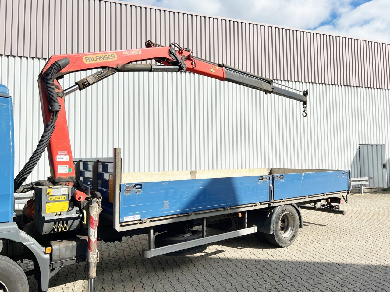 Kamion me vinç, Kamion me karroceri të hapur MAN TGM 15.250/340 4X2 BL TGM 15.250/340 4X2 BL mit Kran Palfinger PK 11001: foto 15