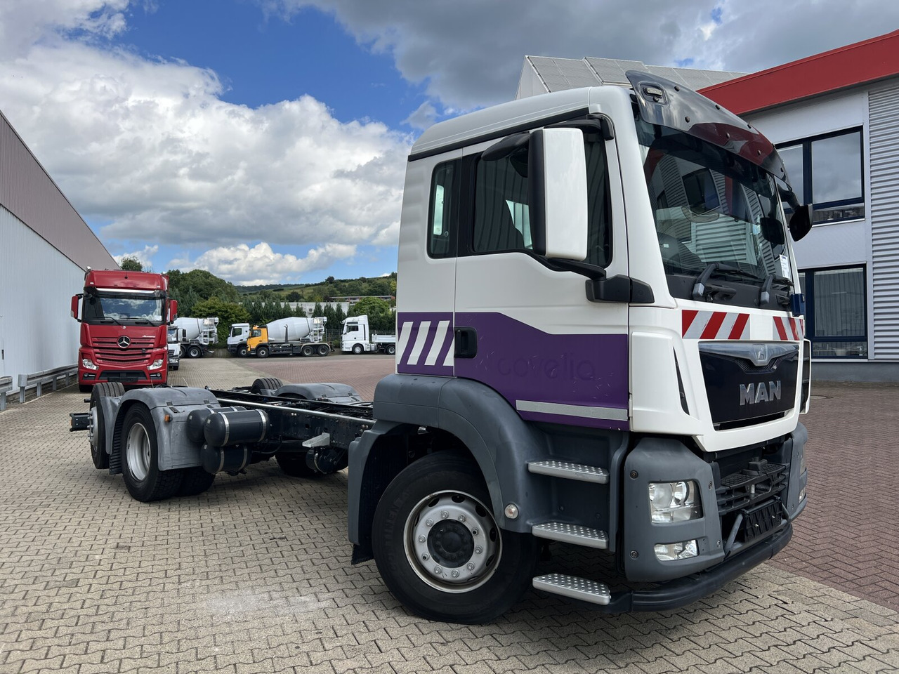 Lizingu i MAN TGS 26.320 6X2-4 BL TGS 26.320 6X2-4 BL, Lenk-/Liftachse, Rechtslenker, Export Only! MAN TGS 26.320 6X2-4 BL TGS 26.320 6X2-4 BL, Lenk-/Liftachse, Rechtslenker, Export Only!: foto 8