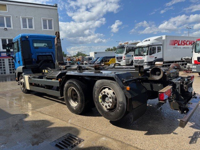 MAN TGS 26.400 6x2-4 BL TGS 26.400 6x2-4 BL, Lenk-/Liftachse - Kamion vetëngarkues: foto 4 MAN TGS 26.400 6x2-4 BL TGS 26.400 6x2-4 BL, Lenk-/Liftachse - Kamion vetëngarkues: foto 4