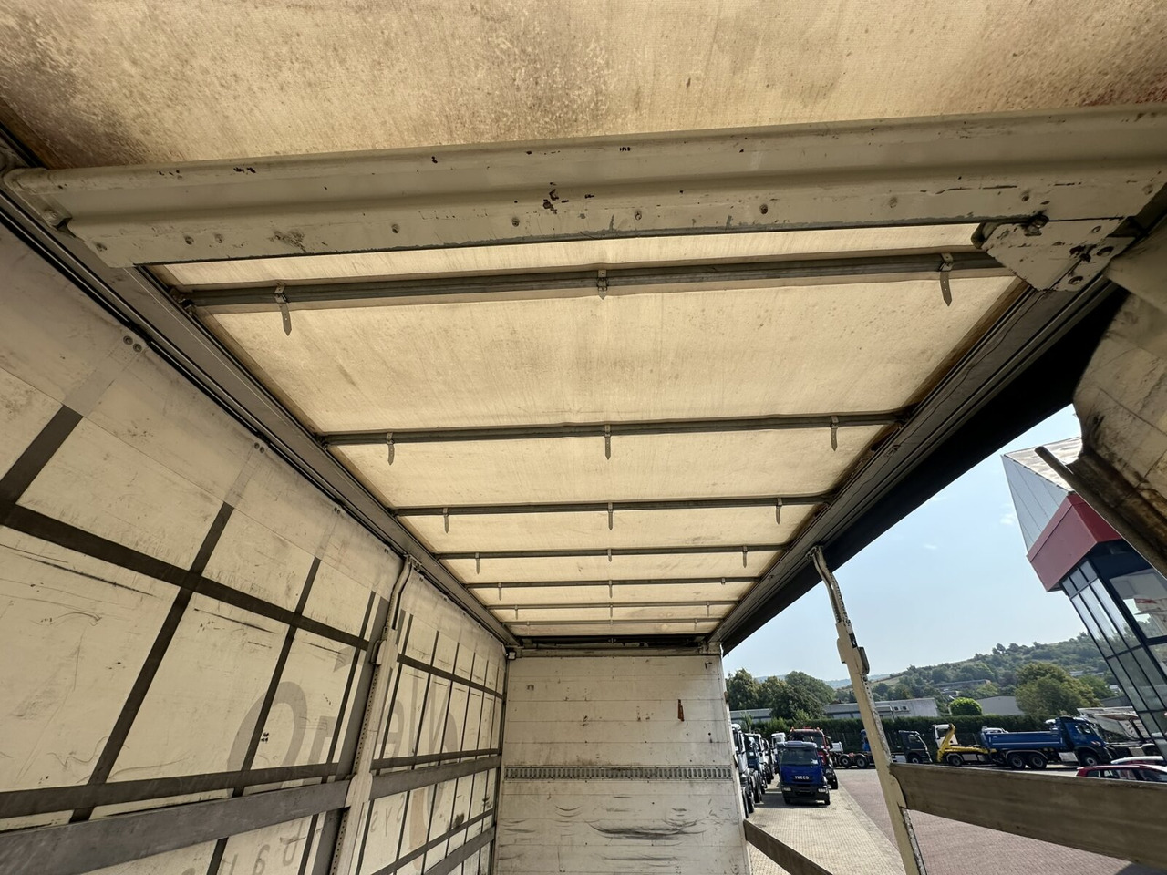 MAN TGS 26.400 6x2-4 LL TGS 26.400 6x2-4 LL, Lenk-/Lift, Edscha, Heckkran Palfinger PK23002-C + Jib PJ060A, Funk - Kamion me tendë, Kamion me vinç: foto 4 MAN TGS 26.400 6x2-4 LL TGS 26.400 6x2-4 LL, Lenk-/Lift, Edscha, Heckkran Palfinger PK23002-C + Jib PJ060A, Funk - Kamion me tendë, Kamion me vinç: foto 4