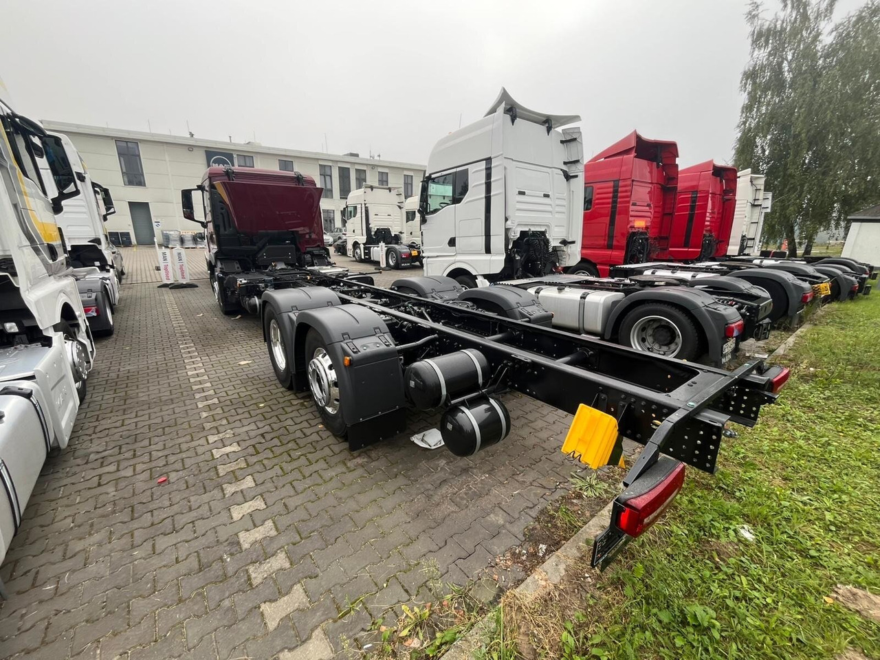 MAN TGS 26.440 6x2-4 LL CH TGS 26.440 6x2-4 LL CH, Lenk-/Liftachse, Navi, LED - Kamion kabinë-shasi: foto 4 MAN TGS 26.440 6x2-4 LL CH TGS 26.440 6x2-4 LL CH, Lenk-/Liftachse, Navi, LED - Kamion kabinë-shasi: foto 4