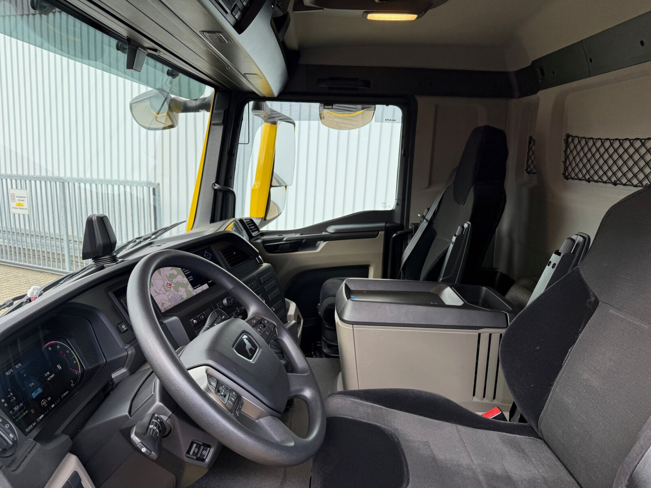 MAN TGS 26.470 6x6 BB TGS 26.470 6x6 BB, Hohe Bauart, Navi, Motorabtrieb, Bordmatik - Kamion vetëshkarkues: foto 5 MAN TGS 26.470 6x6 BB TGS 26.470 6x6 BB, Hohe Bauart, Navi, Motorabtrieb, Bordmatik - Kamion vetëshkarkues: foto 5