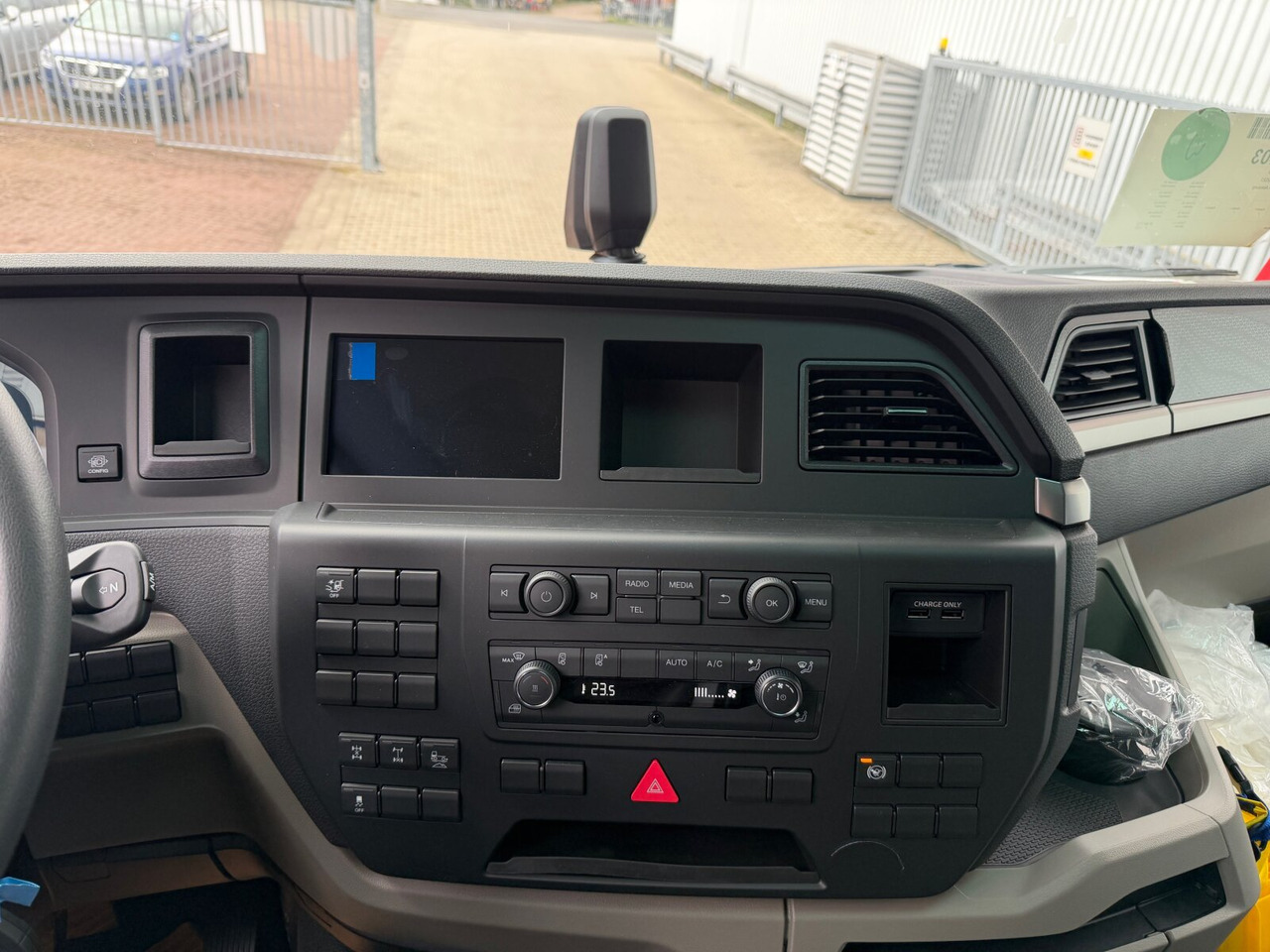 MAN TGS 41.480 8x4 BB CH TGS 41.480 8x4 BB CH, MEHRFACH VORHANDEN! - Kamion kabinë-shasi: foto 4 MAN TGS 41.480 8x4 BB CH TGS 41.480 8x4 BB CH, MEHRFACH VORHANDEN! - Kamion kabinë-shasi: foto 4