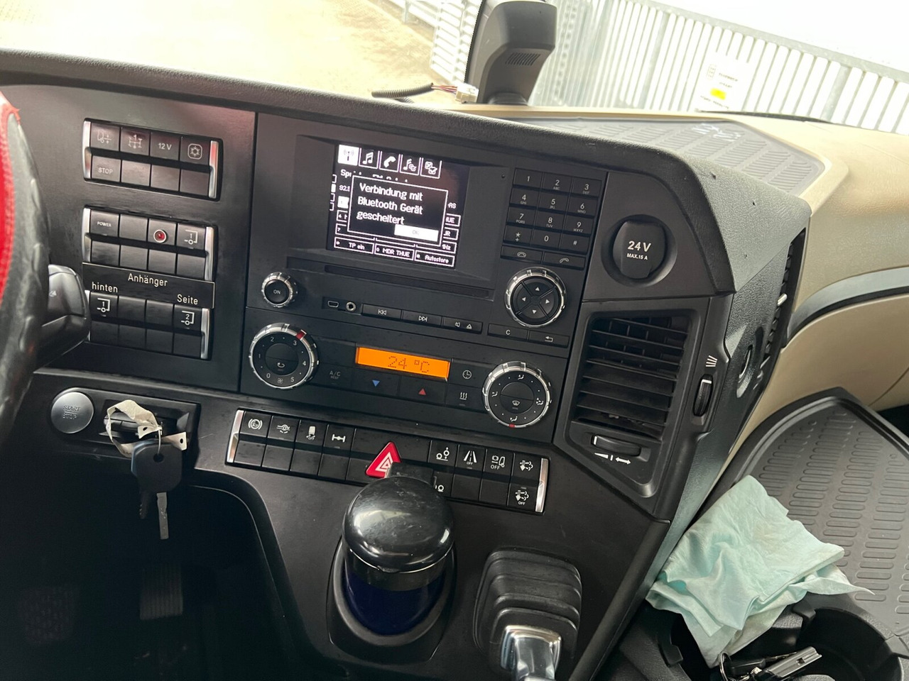 Mercedes-Benz Actros 2548 L 6x2 Actros 2548 L 6x2, Retarder, Liftachse, StreamSpace, 2-Seiten-Getreidekipper - Kamion vetëshkarkues: foto 5 Mercedes-Benz Actros 2548 L 6x2 Actros 2548 L 6x2, Retarder, Liftachse, StreamSpace, 2-Seiten-Getreidekipper - Kamion vetëshkarkues: foto 5