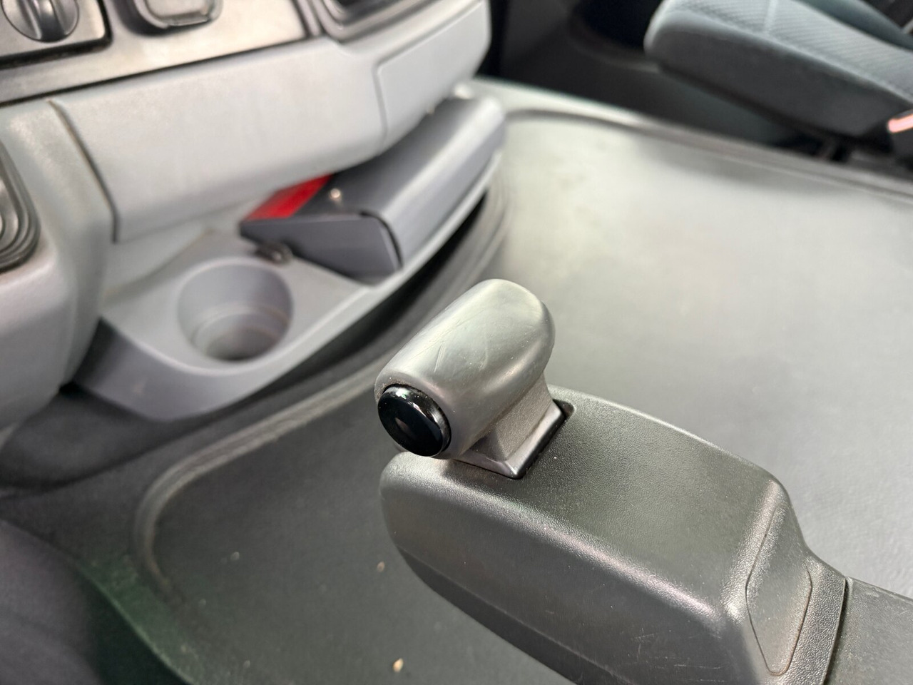 Mercedes-Benz Actros 2641 6x4 Actros 2641 6x4 - Kamion vetëngarkues: foto 4 Mercedes-Benz Actros 2641 6x4 Actros 2641 6x4 - Kamion vetëngarkues: foto 4