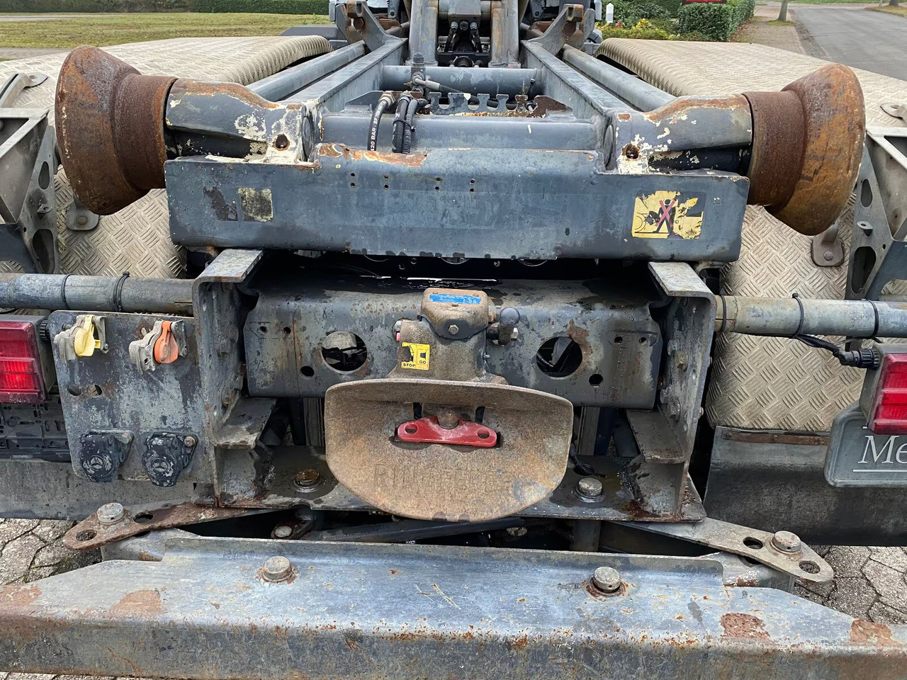 Mercedes-Benz Actros 2641 6x4 Actros 2641 6x4 - Kamion vetëngarkues: foto 5 Mercedes-Benz Actros 2641 6x4 Actros 2641 6x4 - Kamion vetëngarkues: foto 5