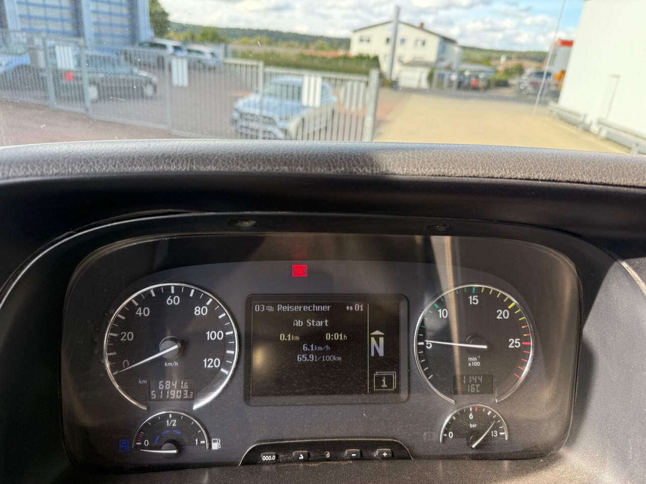 Mercedes-Benz Actros 2646 K 6x4 Actros 2646 K 6x4, Retarder, Bordmatik - Kamion vetëshkarkues: foto 5 Mercedes-Benz Actros 2646 K 6x4 Actros 2646 K 6x4, Retarder, Bordmatik - Kamion vetëshkarkues: foto 5