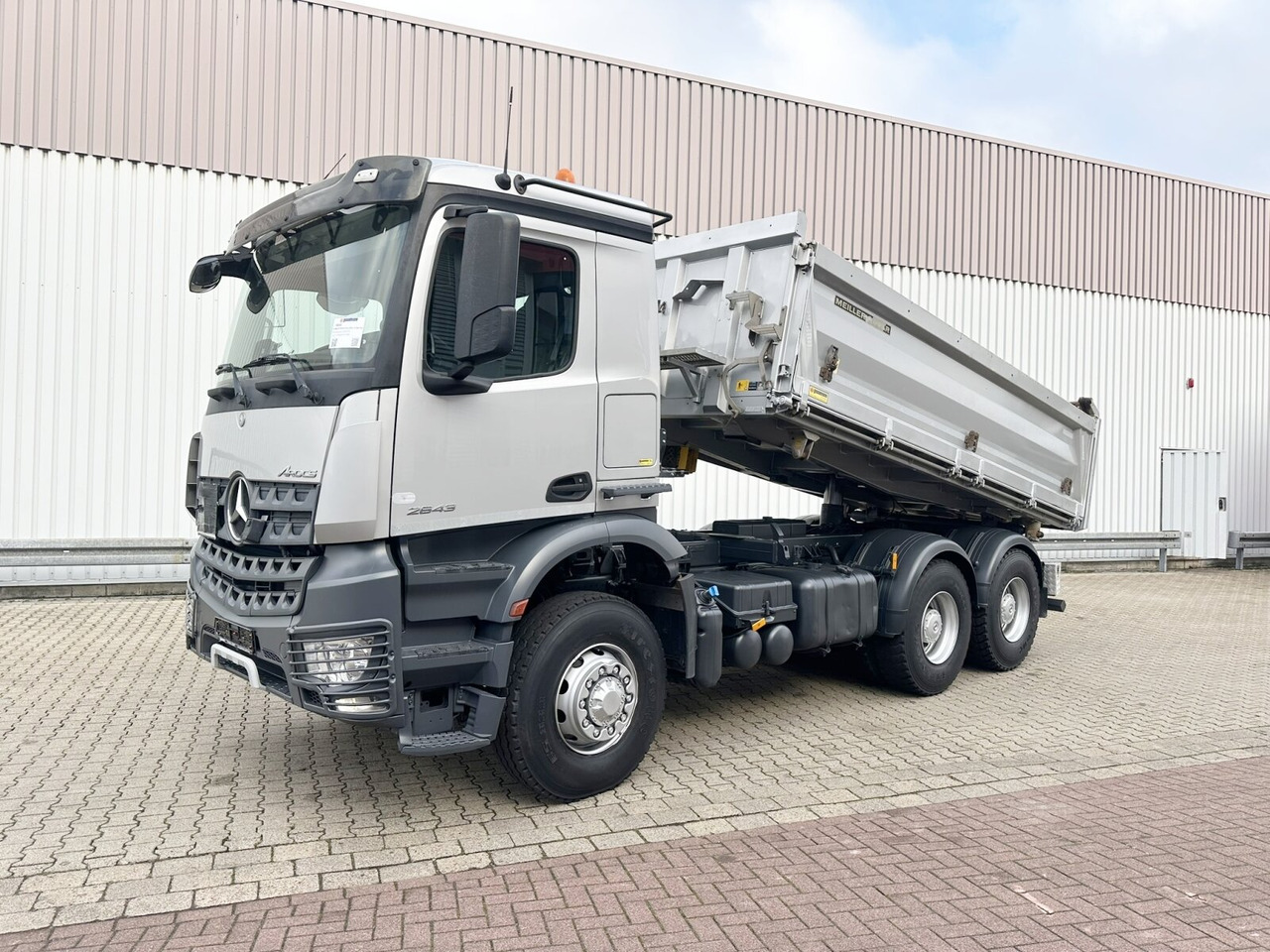 Mercedes-Benz Arocs 2643 LK 6x6 HAD Arocs 2643 LK 6x6 HAD, HydroDrive - Kamion vetëshkarkues: foto 1 Mercedes-Benz Arocs 2643 LK 6x6 HAD Arocs 2643 LK 6x6 HAD, HydroDrive - Kamion vetëshkarkues: foto 1