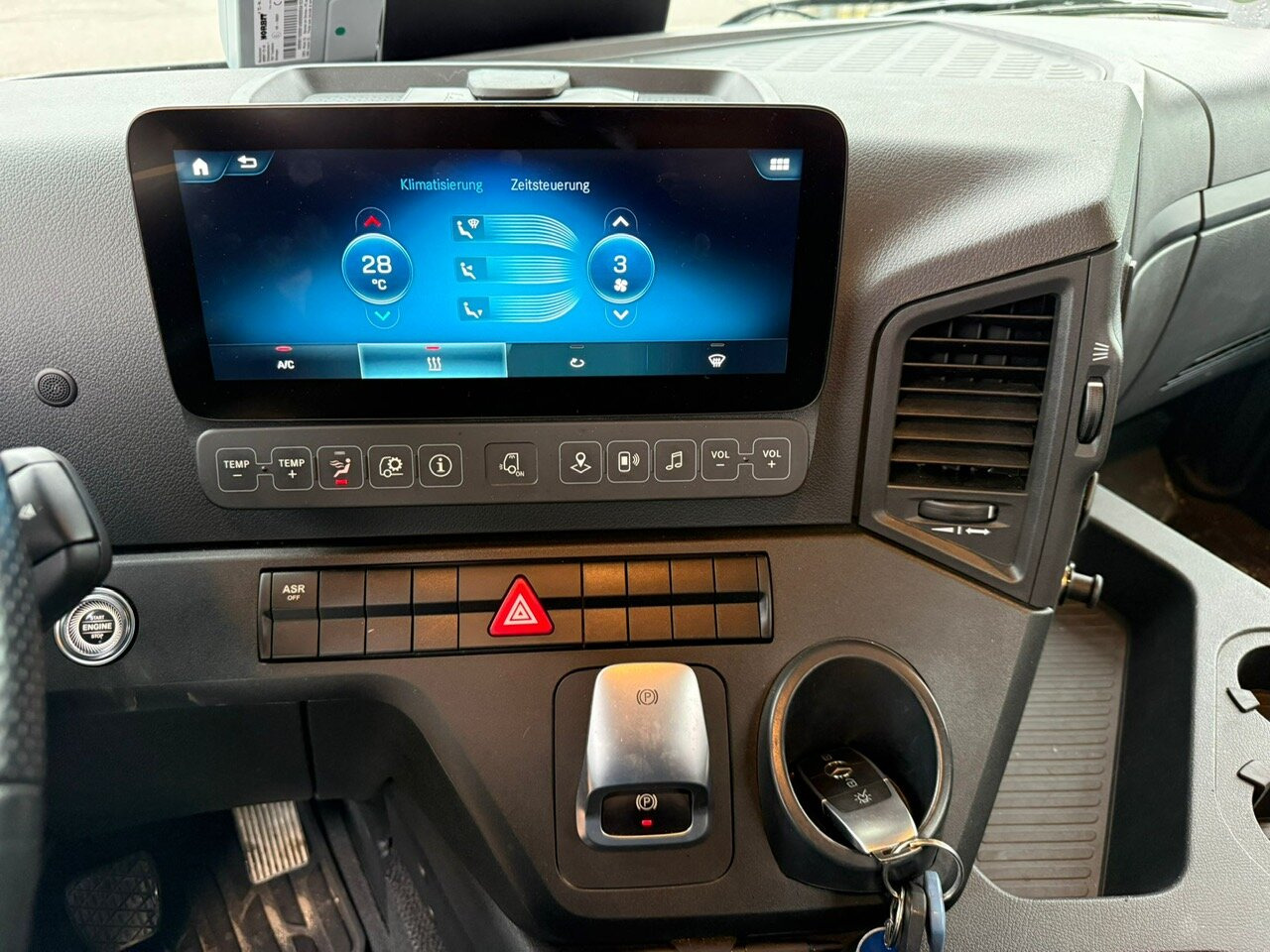 Mercedes-Benz Arocs 3243 B 8x4/4 Arocs 3243 B 8x4/4, MirrorCam, MultimediaCockpit, Navi, Betonmischer Intermix ca. 9m³ - Autobetoniere: foto 2 Mercedes-Benz Arocs 3243 B 8x4/4 Arocs 3243 B 8x4/4, MirrorCam, MultimediaCockpit, Navi, Betonmischer Intermix ca. 9m³ - Autobetoniere: foto 2