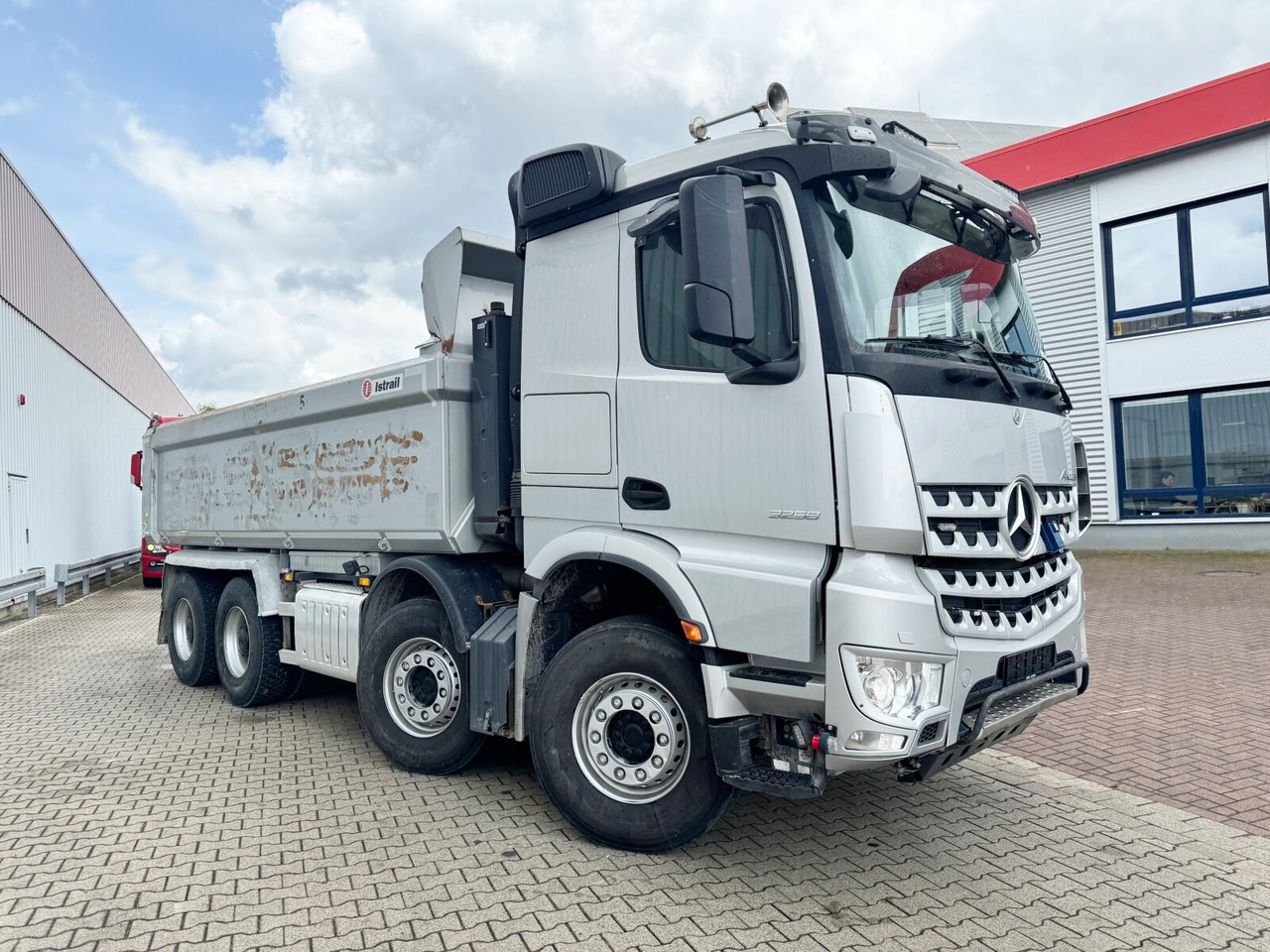 Shkarkues Mercedes-Benz Arocs 3258 LK 8x4/4 Arocs 3258 LK 8x4/4, Retarder, Bi-Xenon, Stahlmulde ca. 14m³, hydr. Heckklappenöffnung: foto 10